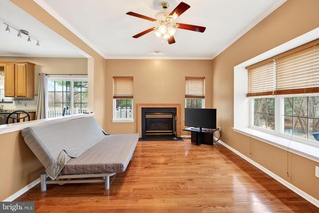 14 WOOD VIEW DR, Mount Laurel, NJ 08054