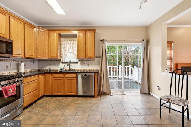 14 WOOD VIEW DR, Mount Laurel, NJ 08054