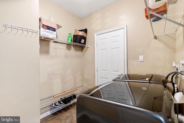 14 WOOD VIEW DR, Mount Laurel, NJ 08054