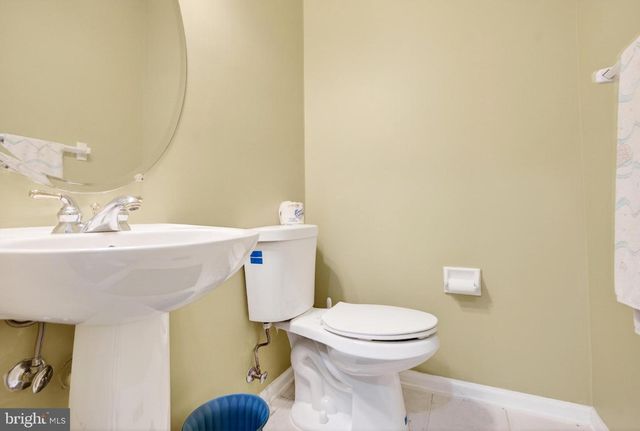 14 WOOD VIEW DR, Mount Laurel, NJ 08054