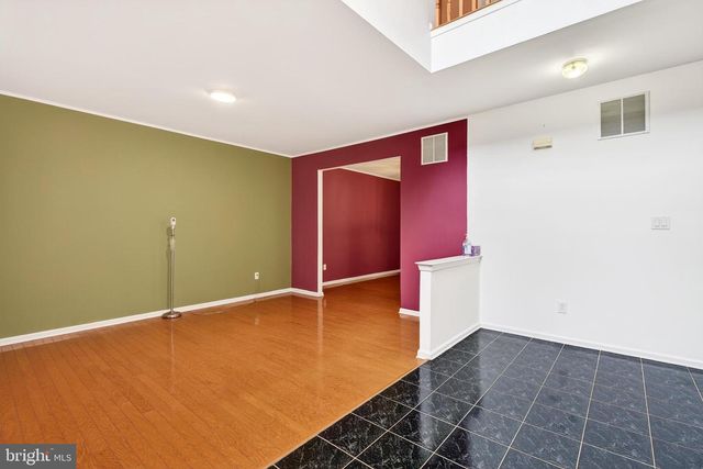 14 WOOD VIEW DR, Mount Laurel, NJ 08054