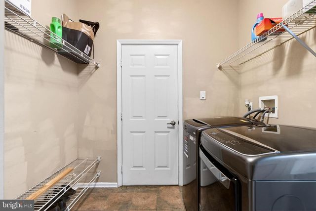 14 WOOD VIEW DR, Mount Laurel, NJ 08054