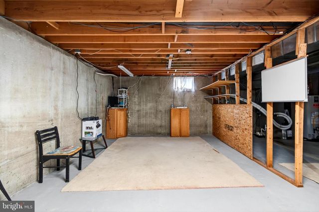 14 WOOD VIEW DR, Mount Laurel, NJ 08054