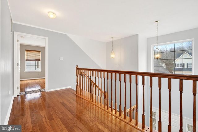 14 WOOD VIEW DR, Mount Laurel, NJ 08054