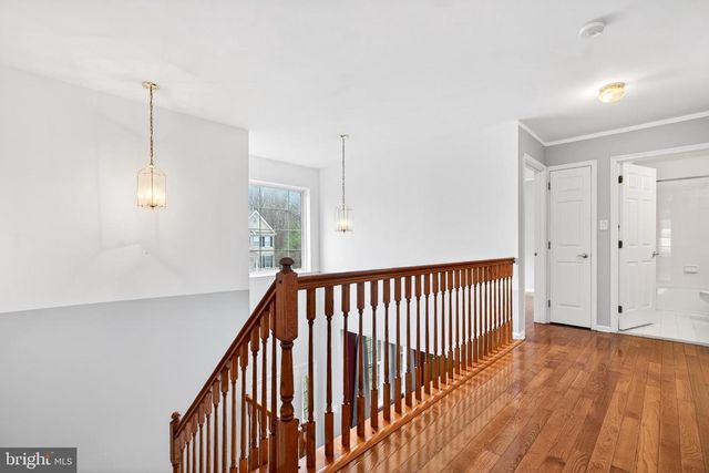 14 WOOD VIEW DR, Mount Laurel, NJ 08054