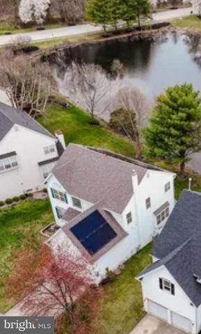 14 WOOD VIEW DR, Mount Laurel, NJ 08054