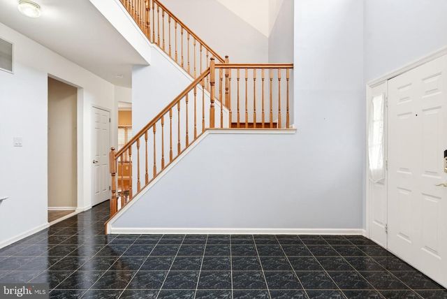 14 WOOD VIEW DR, Mount Laurel, NJ 08054