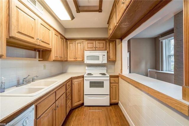 409 Botetourt ST A, Norfolk, VA 23510