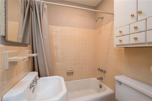 409 Botetourt ST A, Norfolk, VA 23510