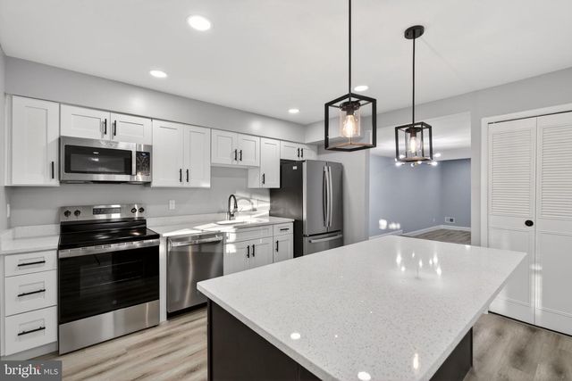 8715 BINGHAMPTON PL, Upper Marlboro, MD 20772