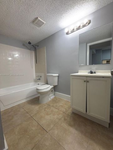 4521 W Mcnab Road 11, Pompano Beach, FL 33069