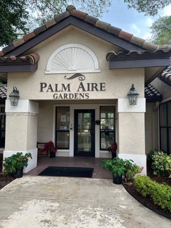 4521 W Mcnab Road 11, Pompano Beach, FL 33069