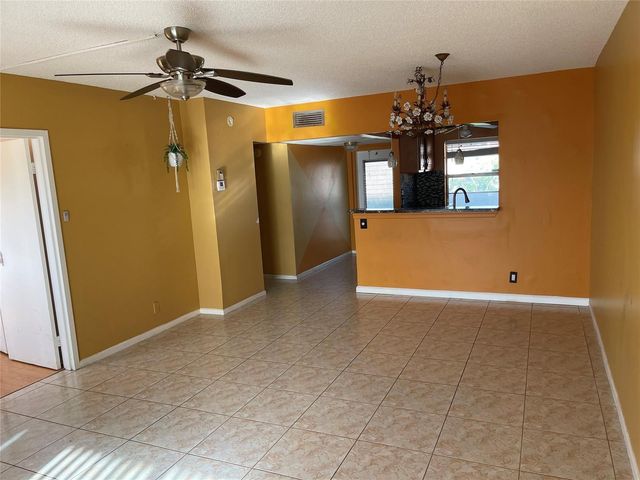 1025 Country Club Drive 407, Margate, FL 33063