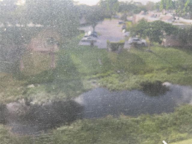 1025 Country Club Drive 407, Margate, FL 33063