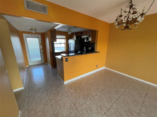 1025 Country Club Drive 407, Margate, FL 33063