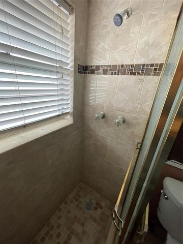 1025 Country Club Drive 407, Margate, FL 33063
