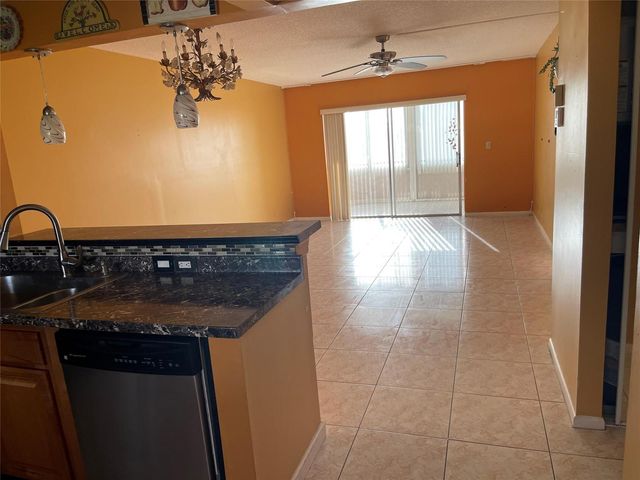 1025 Country Club Drive 407, Margate, FL 33063