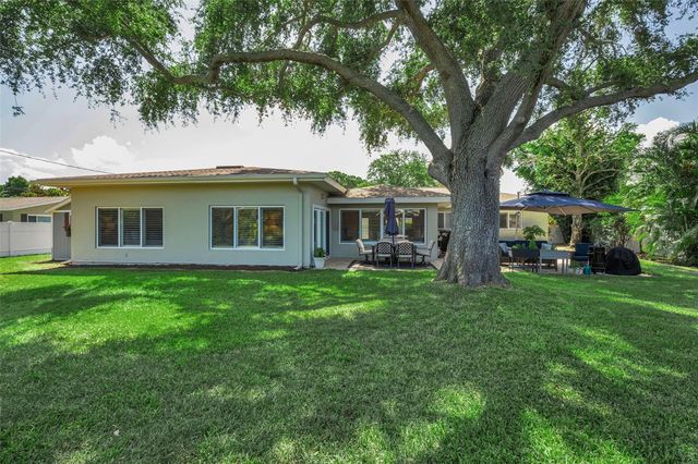 1732 GOLF VIEW DRIVE, Belleair, FL 33756