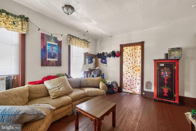 153 WASHINGTON AVE, Phoenixville, PA 19460