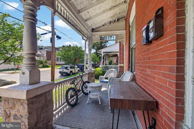 153 WASHINGTON AVE, Phoenixville, PA 19460