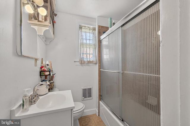 153 WASHINGTON AVE, Phoenixville, PA 19460