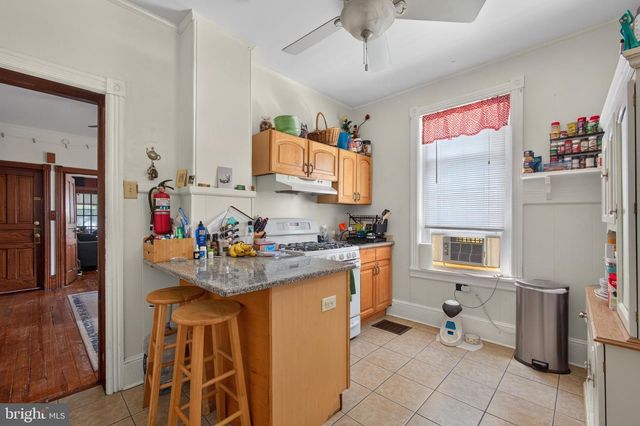 153 WASHINGTON AVE, Phoenixville, PA 19460