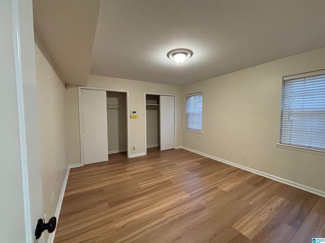 2053 MONTREAT CIRCLE, Vestavia Hills, AL 35226