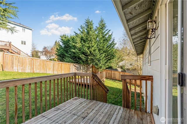17329 73rd Ave Ne, Arlington, WA 98223
