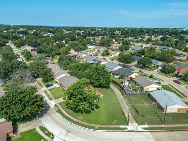 10217 Ironwood Lane, Dallas, TX 75249