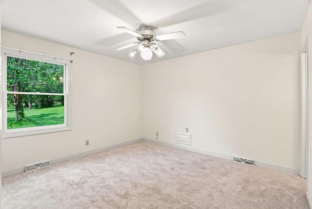2900 N LOCUST GROVE CHURCH RD, Columbia, MO 65202
