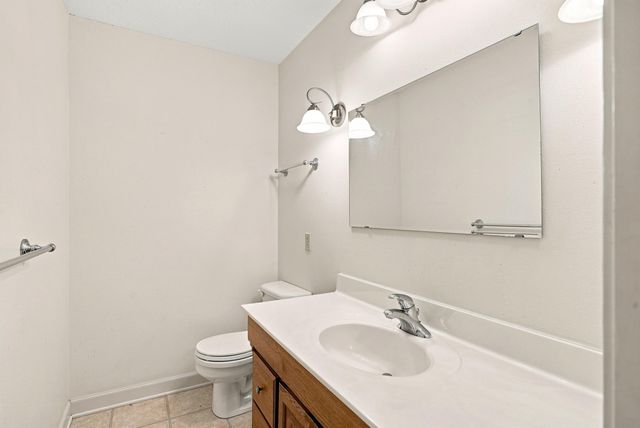2900 N LOCUST GROVE CHURCH RD, Columbia, MO 65202