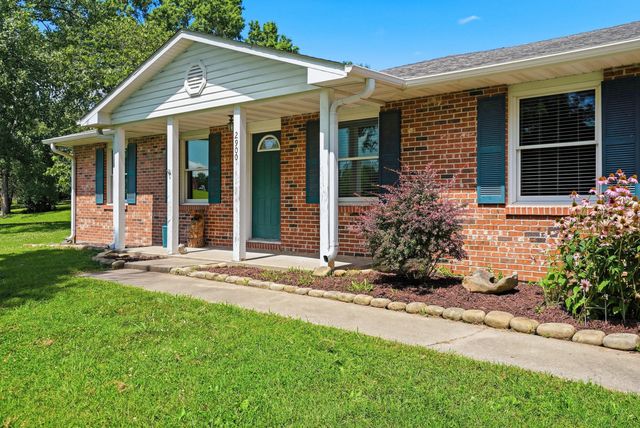 2900 N LOCUST GROVE CHURCH RD, Columbia, MO 65202