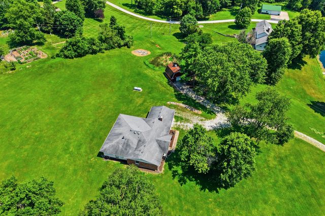 2900 N LOCUST GROVE CHURCH RD, Columbia, MO 65202