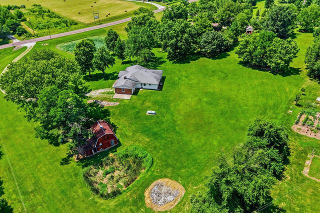 2900 N LOCUST GROVE CHURCH RD, Columbia, MO 65202