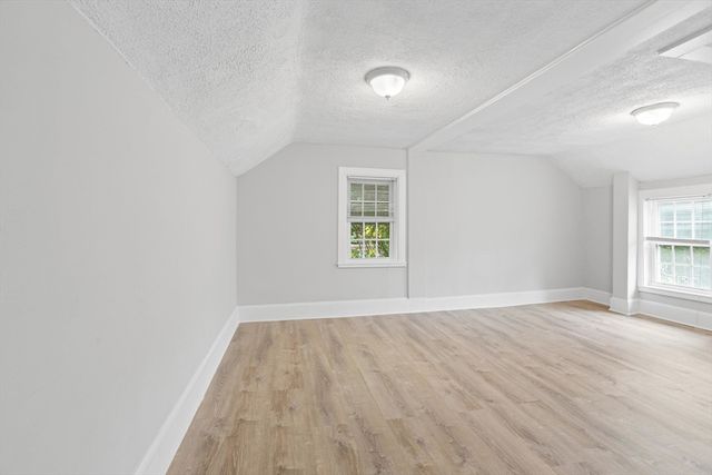 95-B N Main St B, Andover, MA 01810