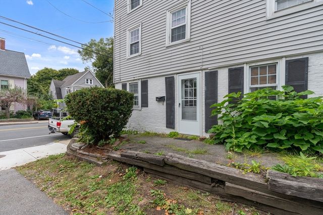 95-B N Main St B, Andover, MA 01810