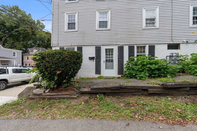 95-B N Main St B, Andover, MA 01810