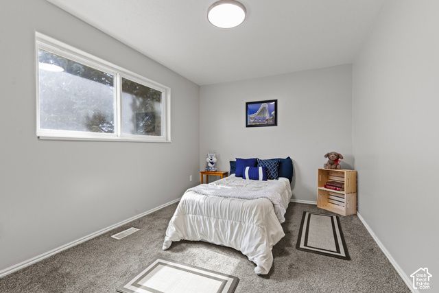 5051 MIDLAND DR, Roy, UT 84067