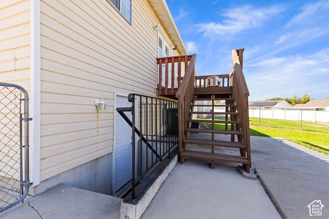 5051 MIDLAND DR, Roy, UT 84067