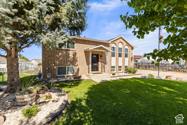 5051 MIDLAND DR, Roy, UT 84067
