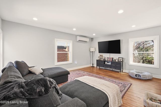 2124 Longest Ave, Louisville, KY 40204