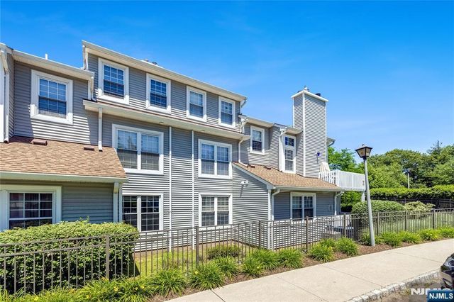 6 Markham Circle 6, Englewood, NJ 07631