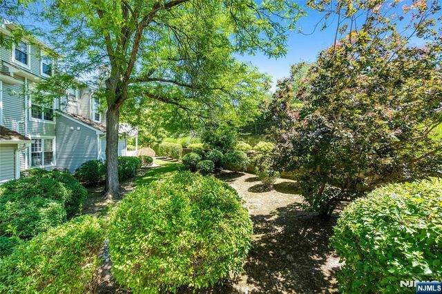 6 Markham Circle 6, Englewood, NJ 07631