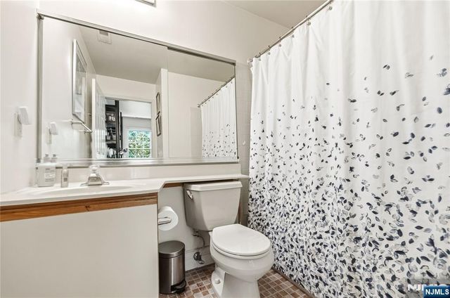 6 Markham Circle 6, Englewood, NJ 07631
