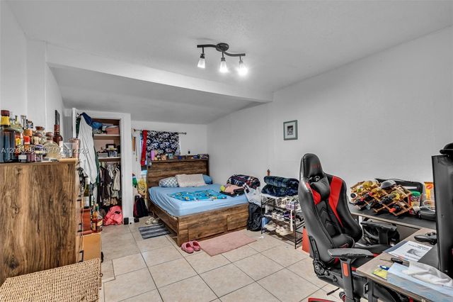 4522 NW 194th St, Miami Gardens, FL 33055