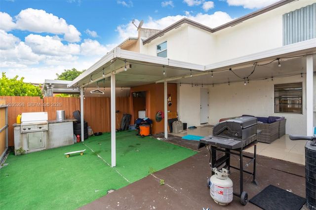 4522 NW 194th St, Miami Gardens, FL 33055