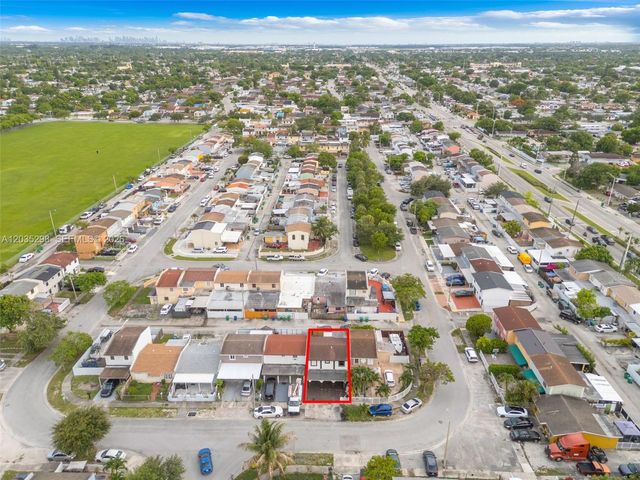 4522 NW 194th St, Miami Gardens, FL 33055