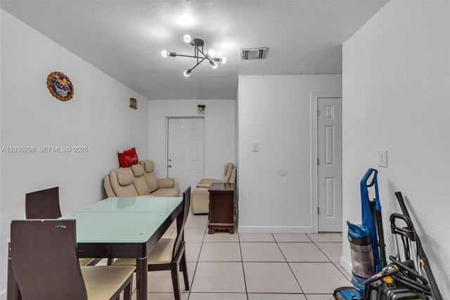 4522 NW 194th St, Miami Gardens, FL 33055