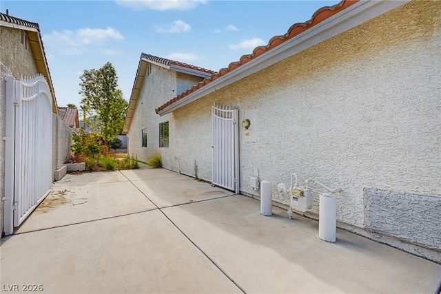 825 Cypress Pines Way, Henderson, NV 89002