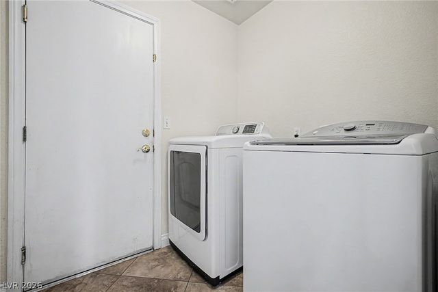 825 Cypress Pines Way, Henderson, NV 89002